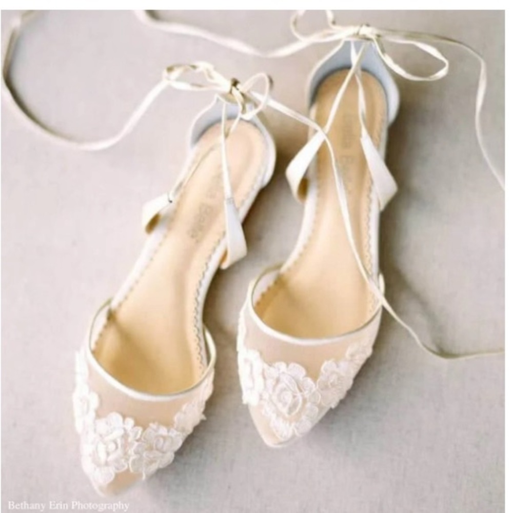 Bella Belle Alicia Lace Wedding Ballet Flats, Ivory, Size 8.5